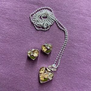 Natural flowers in Resin Necklace & Earrings Set